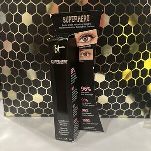 It cosmetics superhero mascara Black